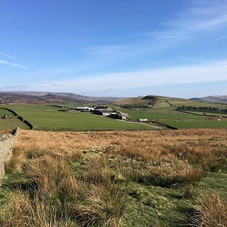 The Hayloft Villa Glossop Exteriör bild